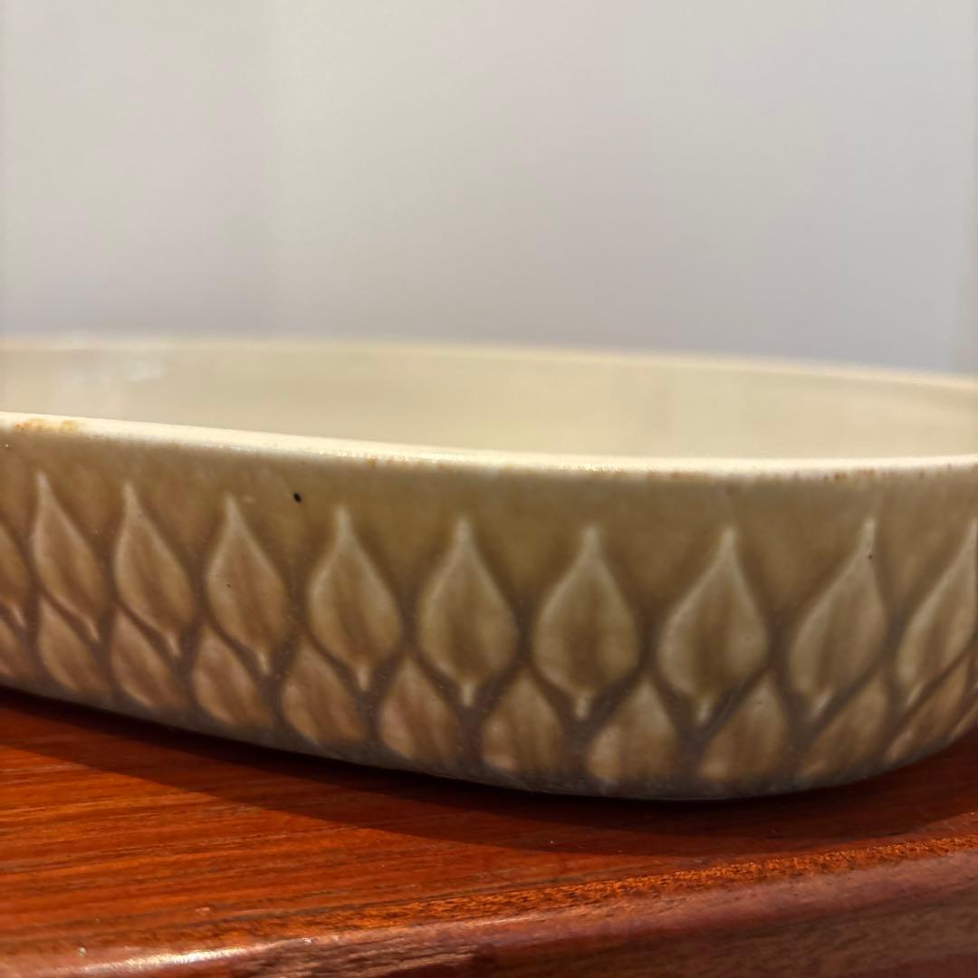 北欧ヴィンテージ　クイストゴー　レリーフ　持ち手付きオーバルプレート　大皿