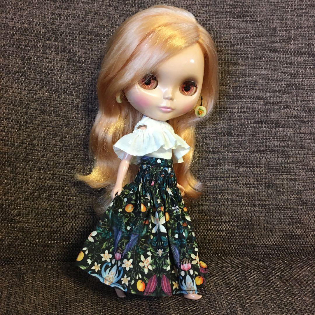 20 特別価格　夏柄ギャザーマキシスカート　リカちゃん　ブライス