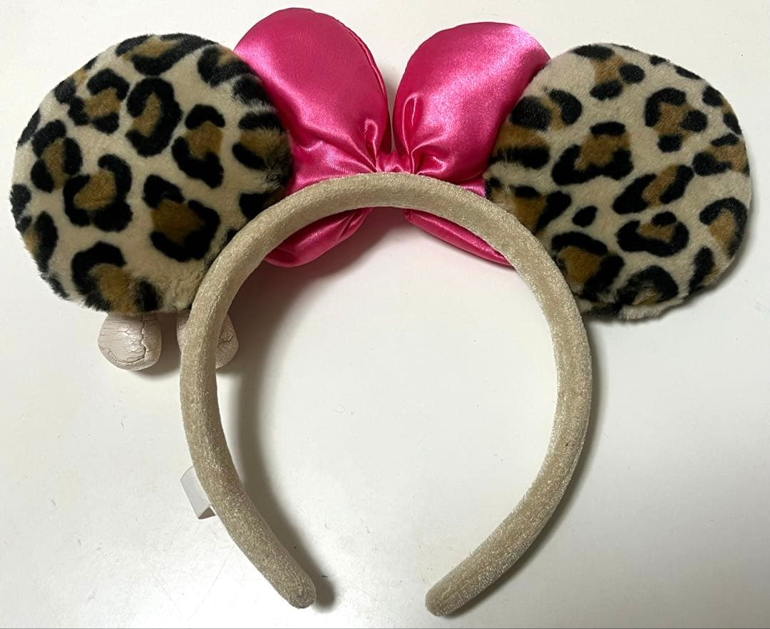 ディズニー　ミニー　ヒョウ柄カチューシャ