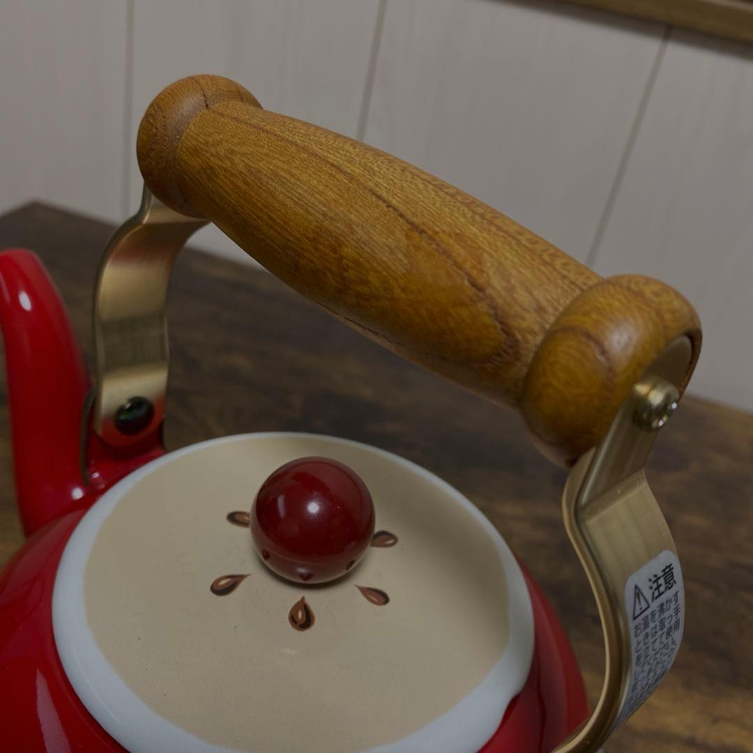 エジリー　EJIRY　フルーツケトル　やかん　りんご