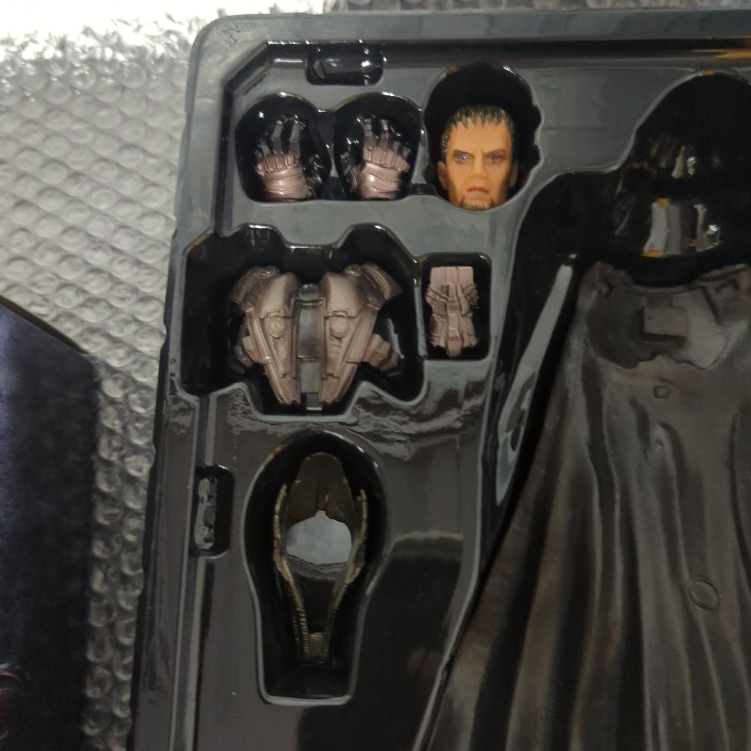 【希少】プレイアーツ改　ゾッド将軍　マン・オブ・スティール　アクションフィギュア