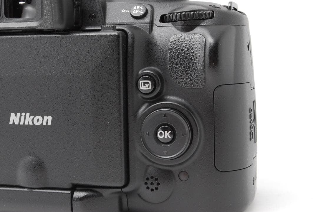 【使用感少なめ　美品】Nikon D5000　スマホ転送　自撮り　動画　簡単撮影