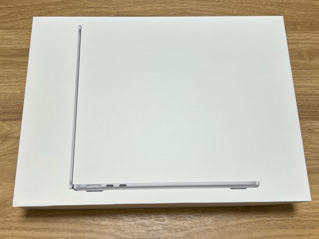 MacBook Air M2 2022モデル 8GB/256GB シルバー