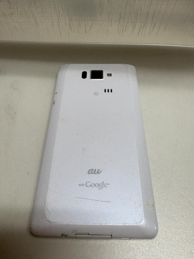 Android　au　 AQUOS PHONE ISW16SH