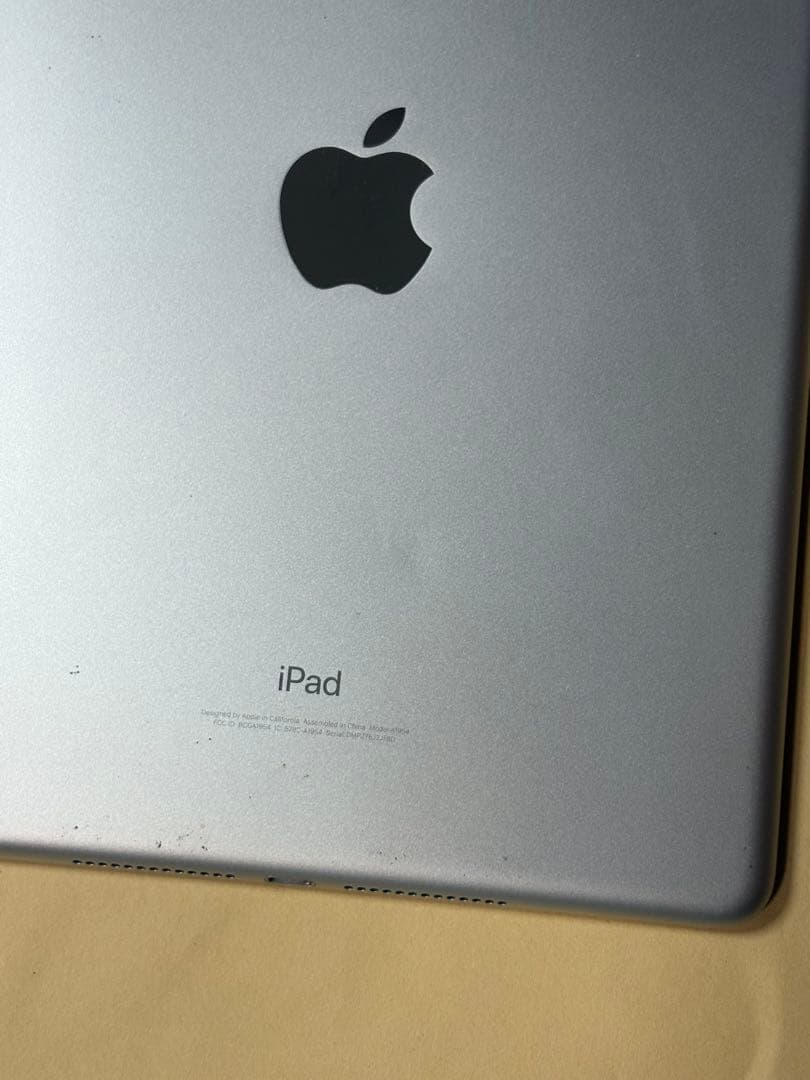 iPad 第6世代wifi+cellular32GBシルバー 本体