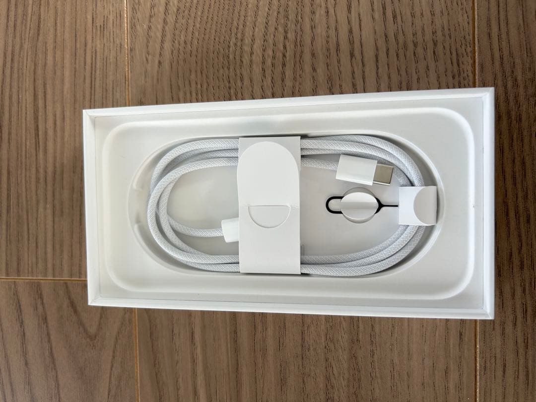 Apple iPhone 16Pro ブラック 本体