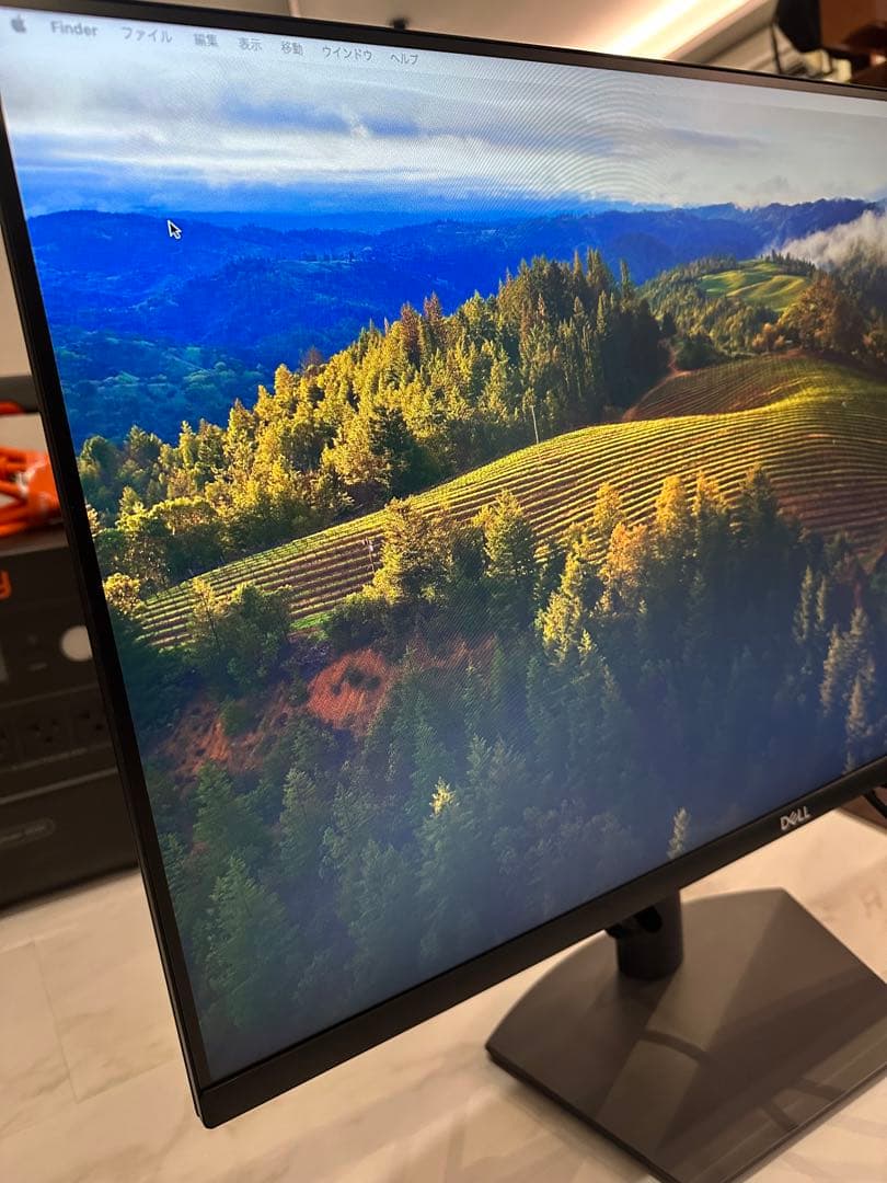 DELL 27インチ　ディスプレイモニター 本体