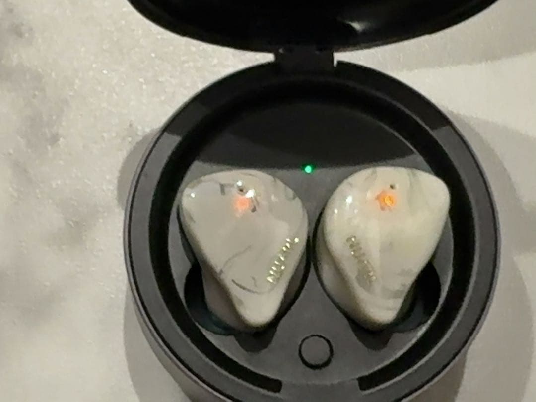 NUARL Inovatör 限定カラー　ホワイト・ポーセレン