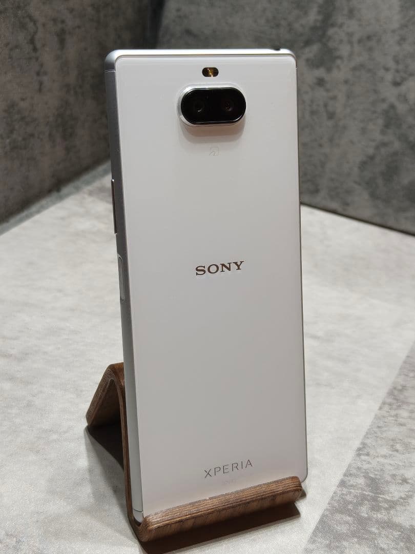 美品 Xperia8 SOV42 SIMフリー スマホ