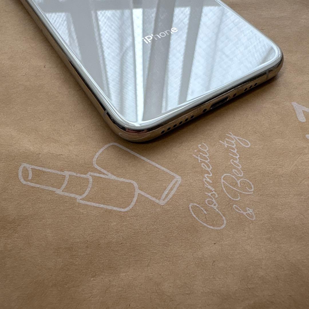 iPhoneXs 64GB シルバー