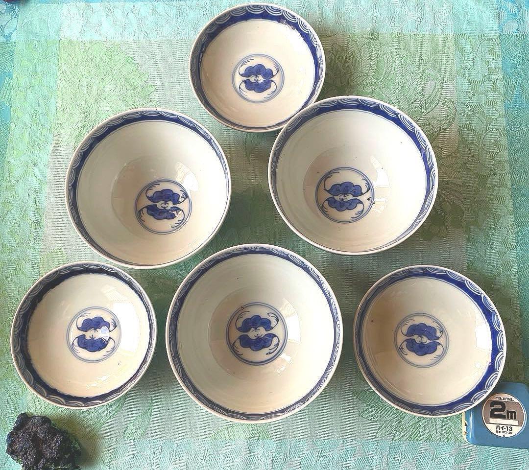 大明洪武年製　牡丹　唐草　漢文　蝙蝠　蓋付ご飯茶碗　3客