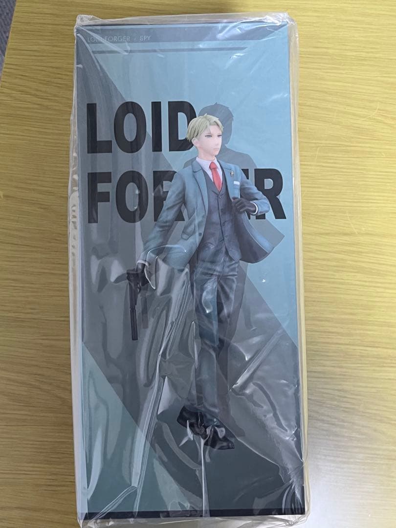 SPY×FAMILY ロイド・フォージャー 1/7スケールフィギュア FNEX