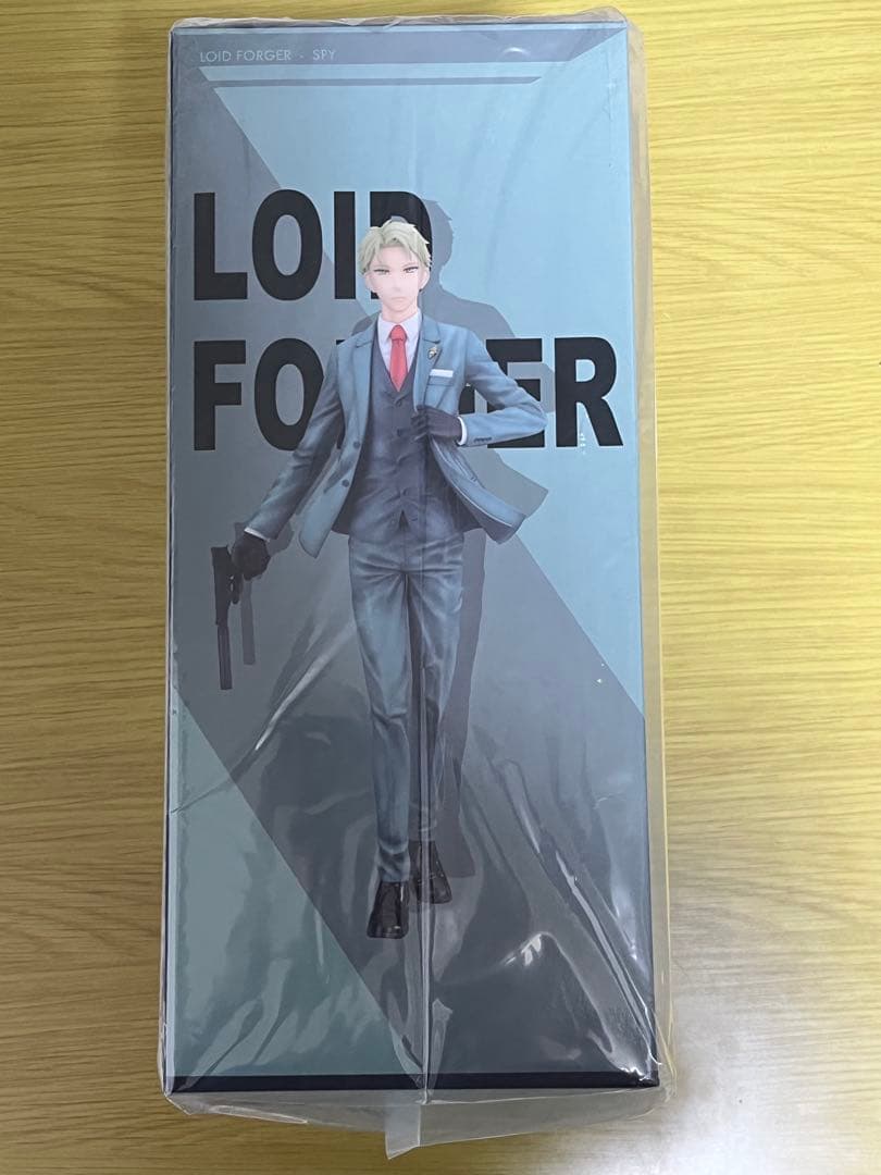 SPY×FAMILY ロイド・フォージャー 1/7スケールフィギュア FNEX