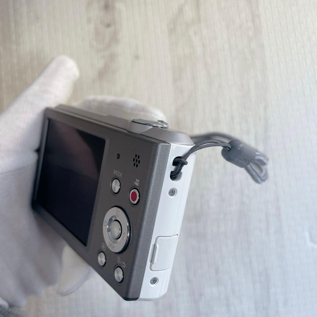 美品 Panasonic LUMIX DMC-SZ3 コンパクトデジタルカメラ