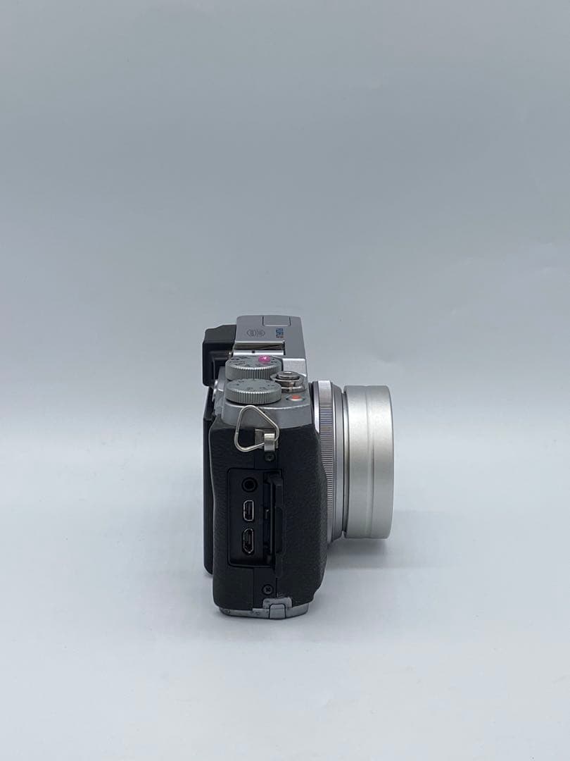 FUJIFILM 富士フイルム X30