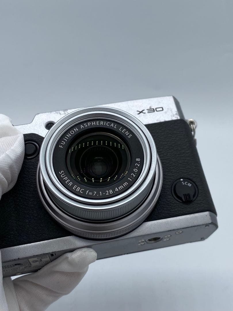 FUJIFILM 富士フイルム X30