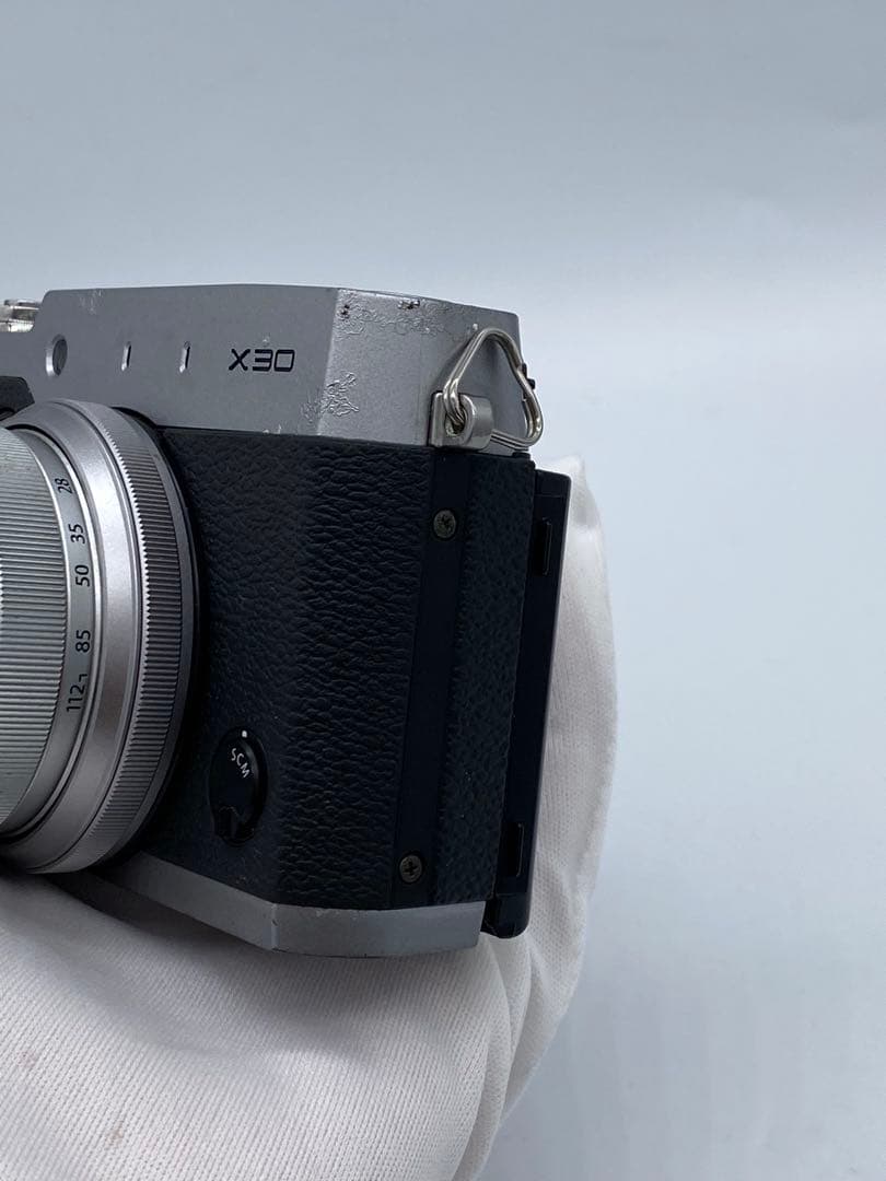 FUJIFILM 富士フイルム X30