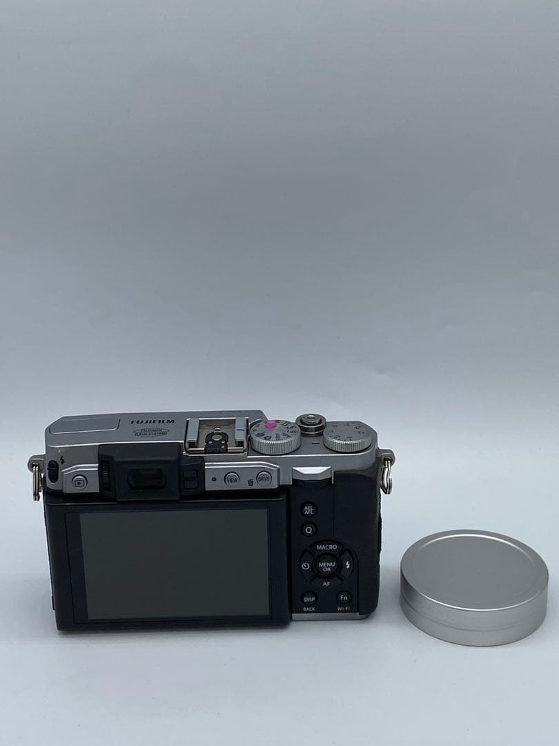 FUJIFILM 富士フイルム X30