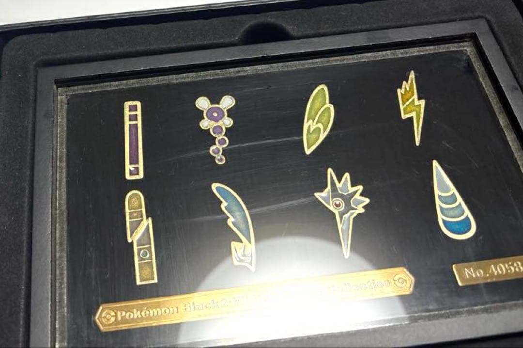 ポケモン B2W2 バッジコレクション　シリアルナンバー付き