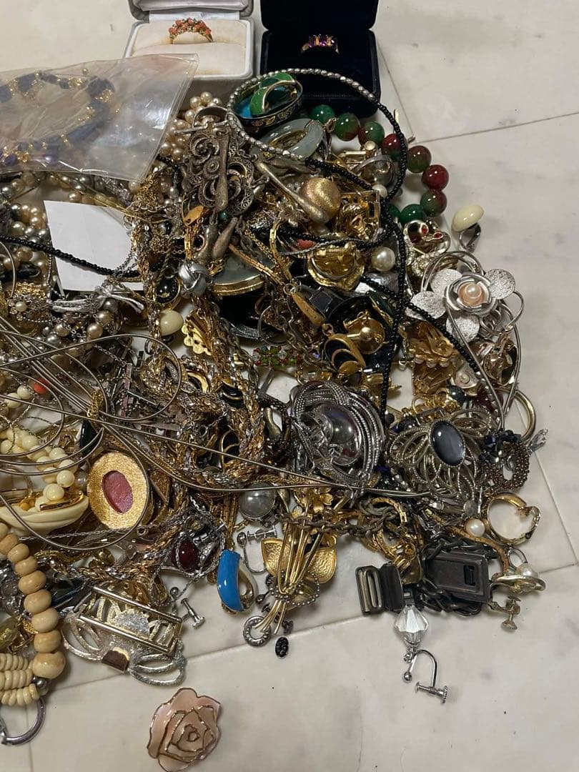 J*E様 金属製 アクセサリー ネックレス ブレスレット まとめ売り