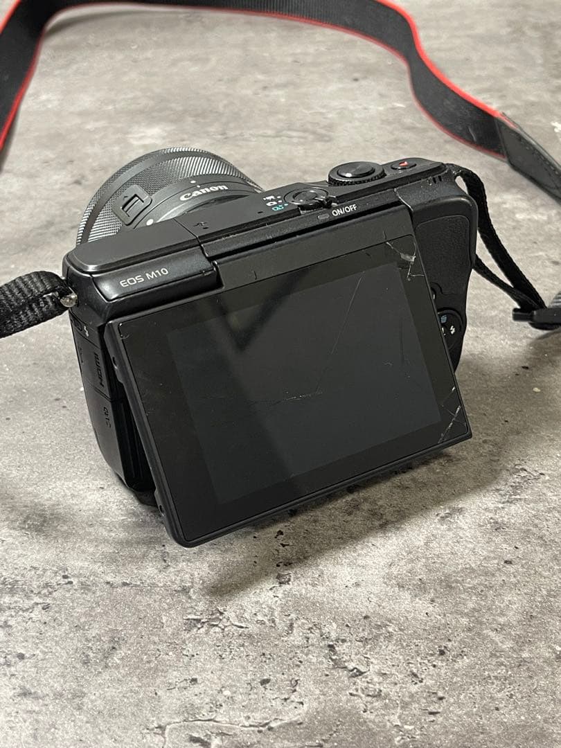 Canon EOS M10 ジャンク