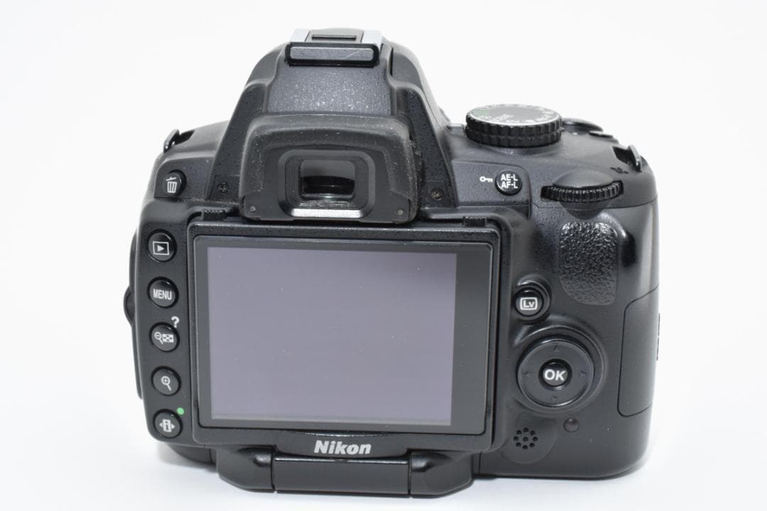 【極美品】初心者セット✨ 自撮りもOK！Nikon D5000 レンズキット