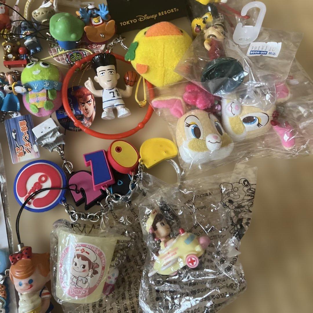 平成レトロ　キャラクターグッズ セット ご当地　キーホルダー　なめこ　リラックマ