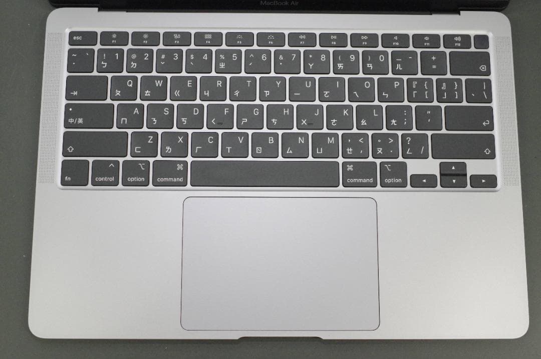 ジャンク品 MacBook Air 2020スペースグレー 繁体字中国語配列