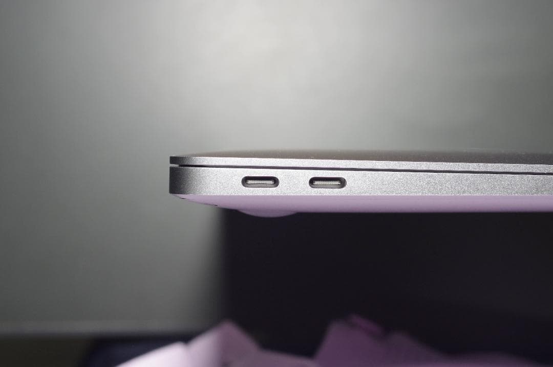 ジャンク品 MacBook Air 2020スペースグレー 繁体字中国語配列