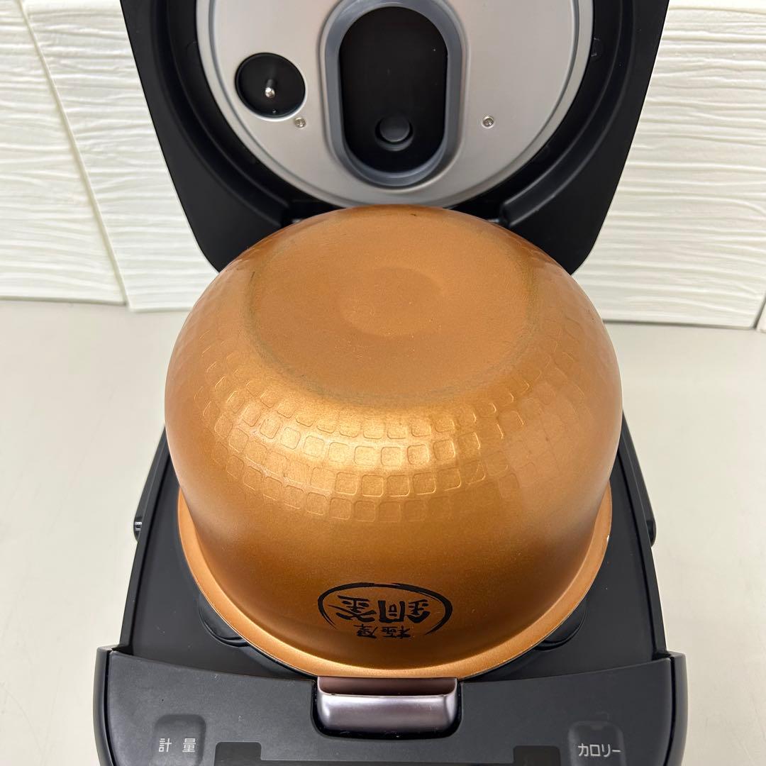 2022年製アイリスオーヤマ　炊飯器　KRC-ICA50-B 5.5合炊き