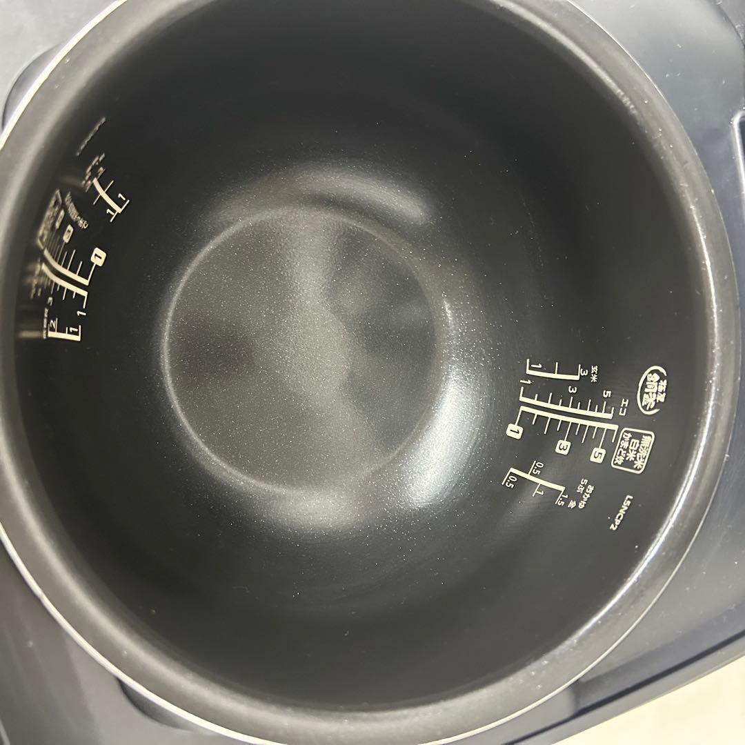 2022年製アイリスオーヤマ　炊飯器　KRC-ICA50-B 5.5合炊き