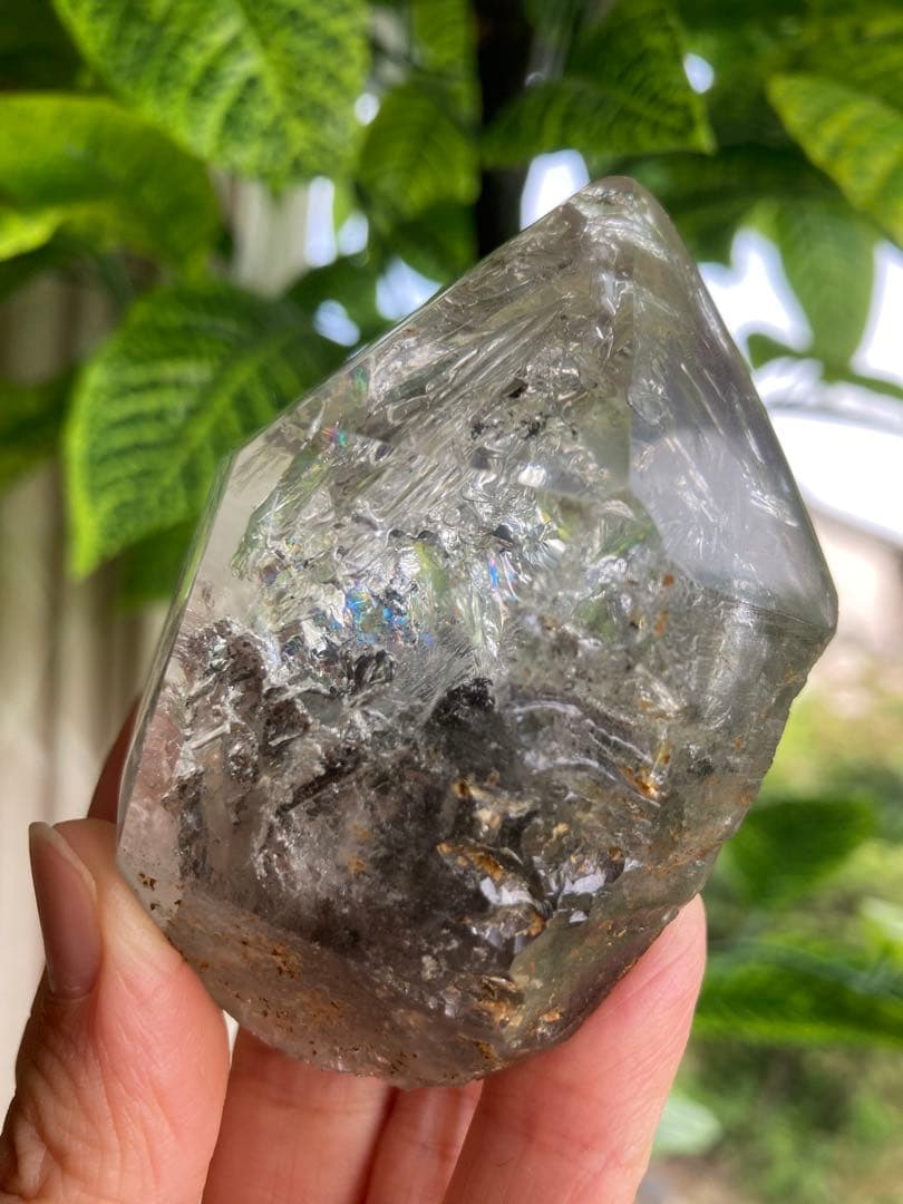 水入り水晶　秘蔵品　台座付き