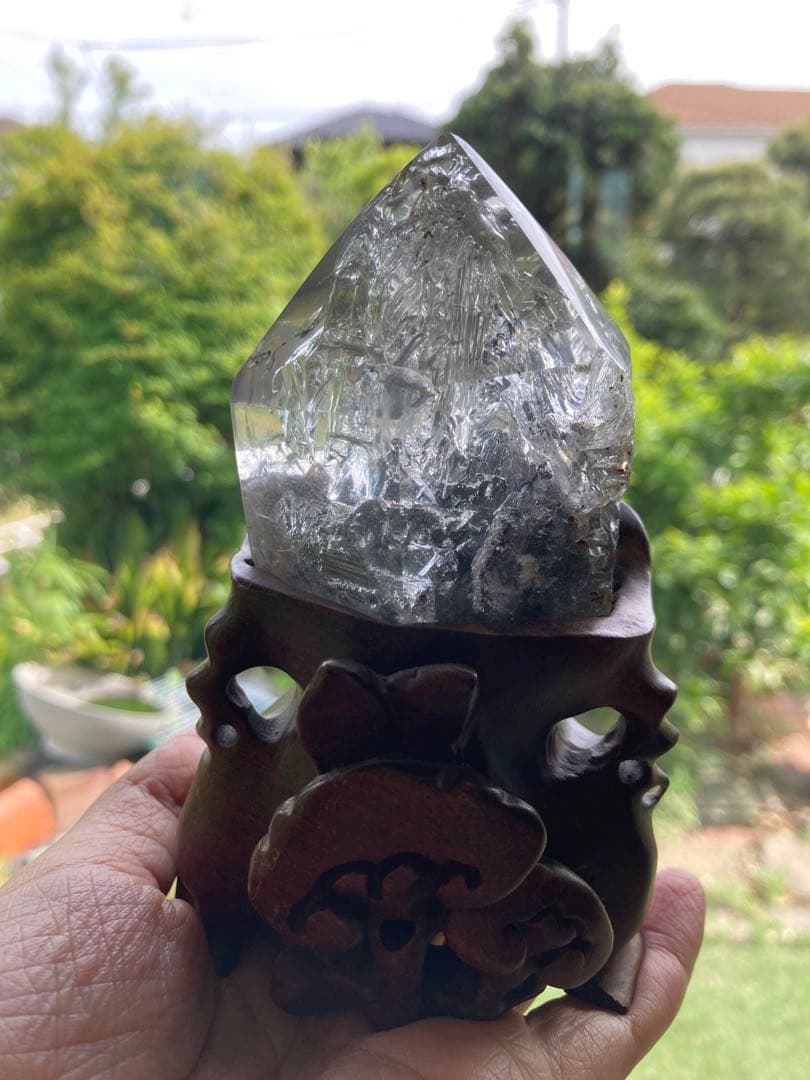 水入り水晶　秘蔵品　台座付き