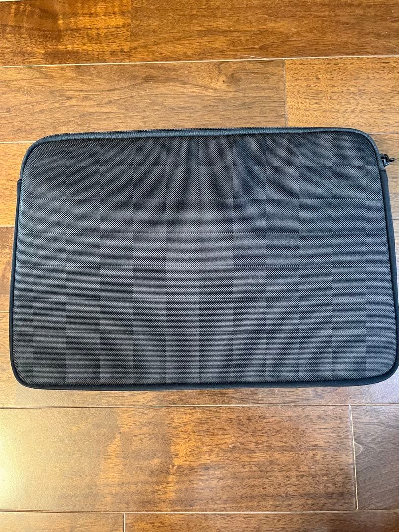 【新品】トゥミ　TUMI ラップトップカバー　PCケース　ブラック　パソコン