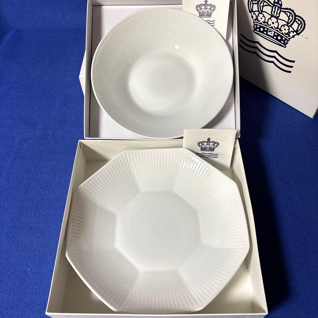 ロイヤルコペンハーゲン　ホワイトフルーテッド　ボウル