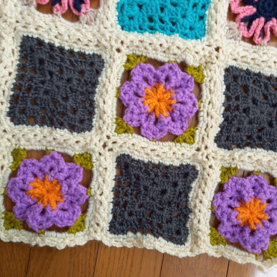 ⑪手編み☆大判グラニースクエア ブランケット 約95cm×145cm