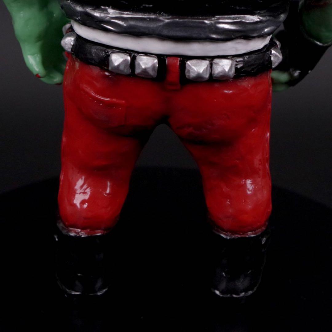 【新品】Snail toys　阿懿(狂気)　小魚付き　墓場の画廊