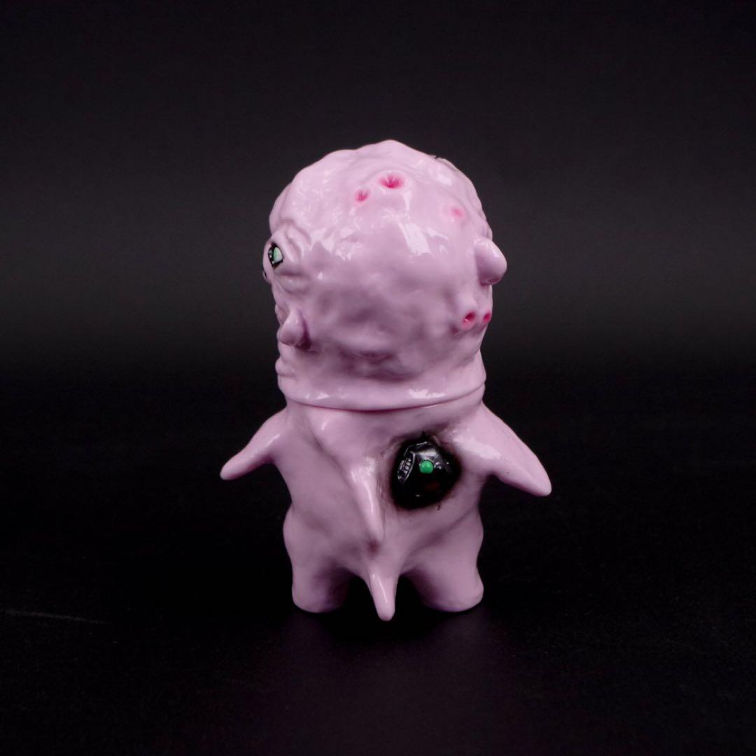 【新品】Snail toys　阿懿(狂気)　小魚付き　墓場の画廊