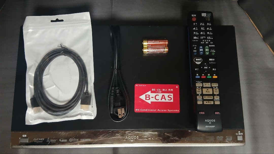 500GB シャープ AQUOS BDレコーダー☆BD-W560☆リモコン付 2
