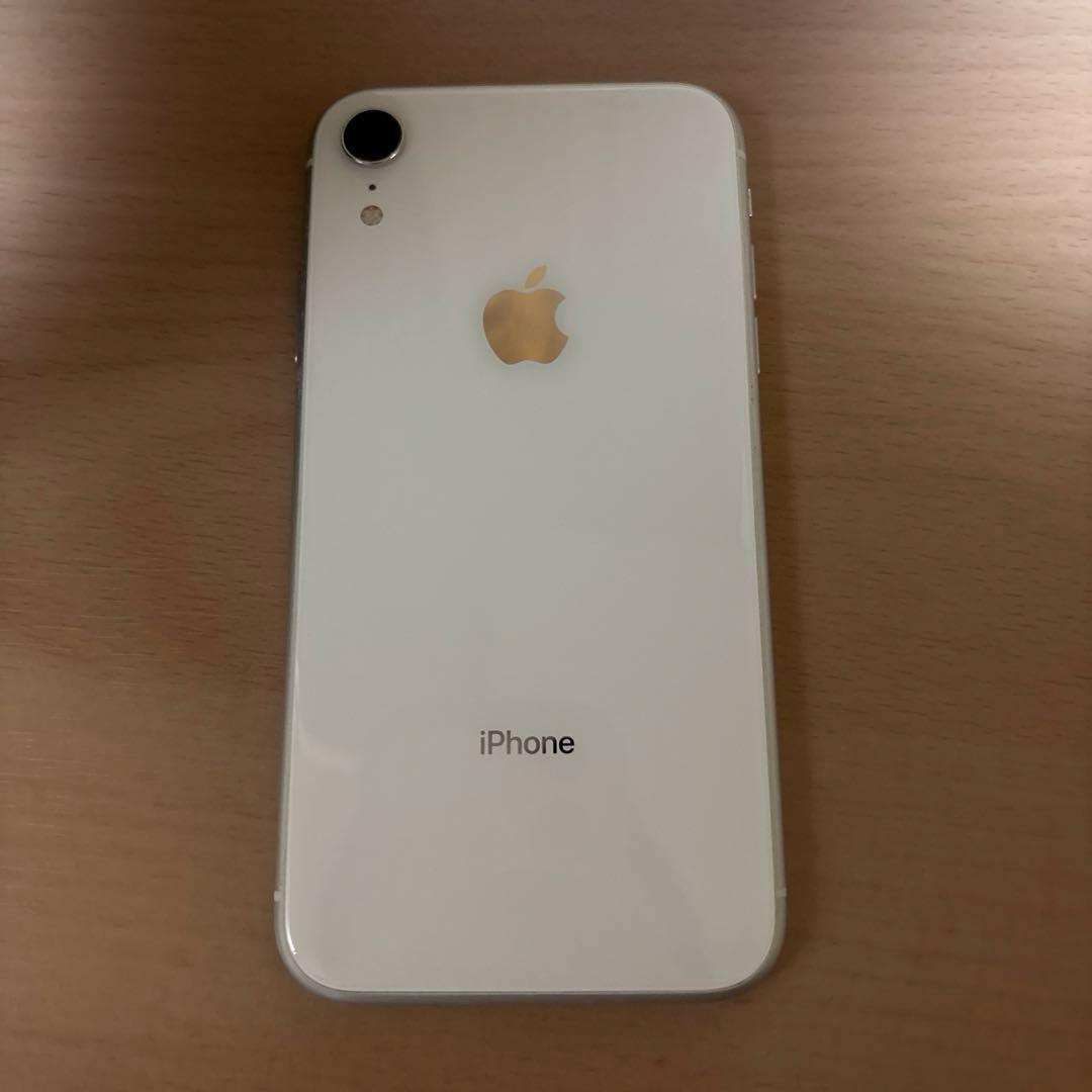 Apple iPhone XR ホワイト 本体　64GB 傷あり