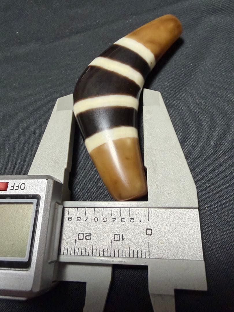 上肯老礦極上天珠‼️西蔵老礦手工伝承弓型三色七線天珠