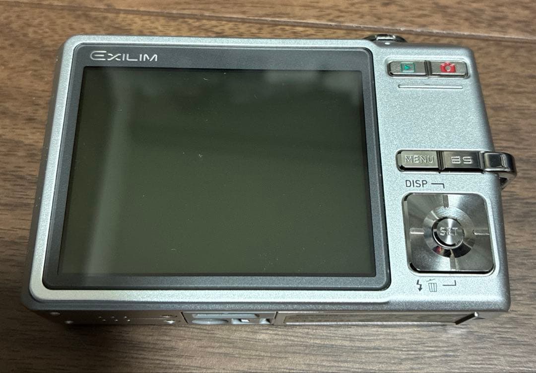 CASIO デジタルカメラ　EX-Z600