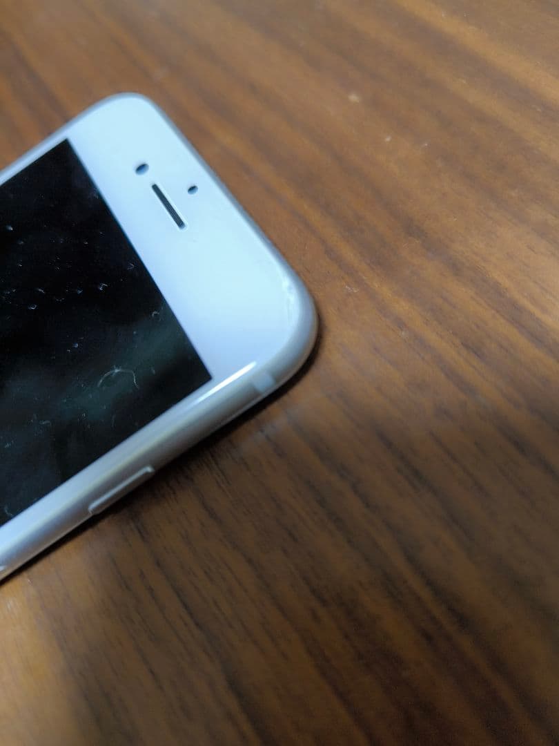 Apple iPhone 6 シルバー