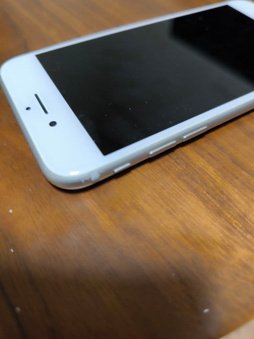 Apple iPhone 6 シルバー