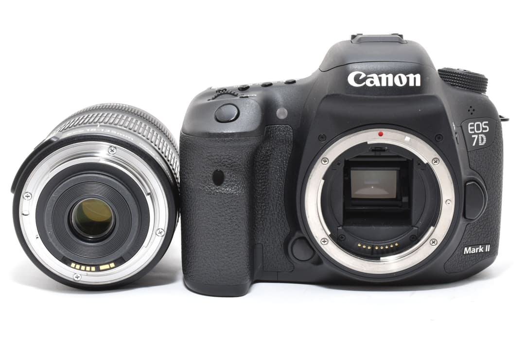 ス*ー様 美品 Canon EOS 7D Mark II + 18-135mm