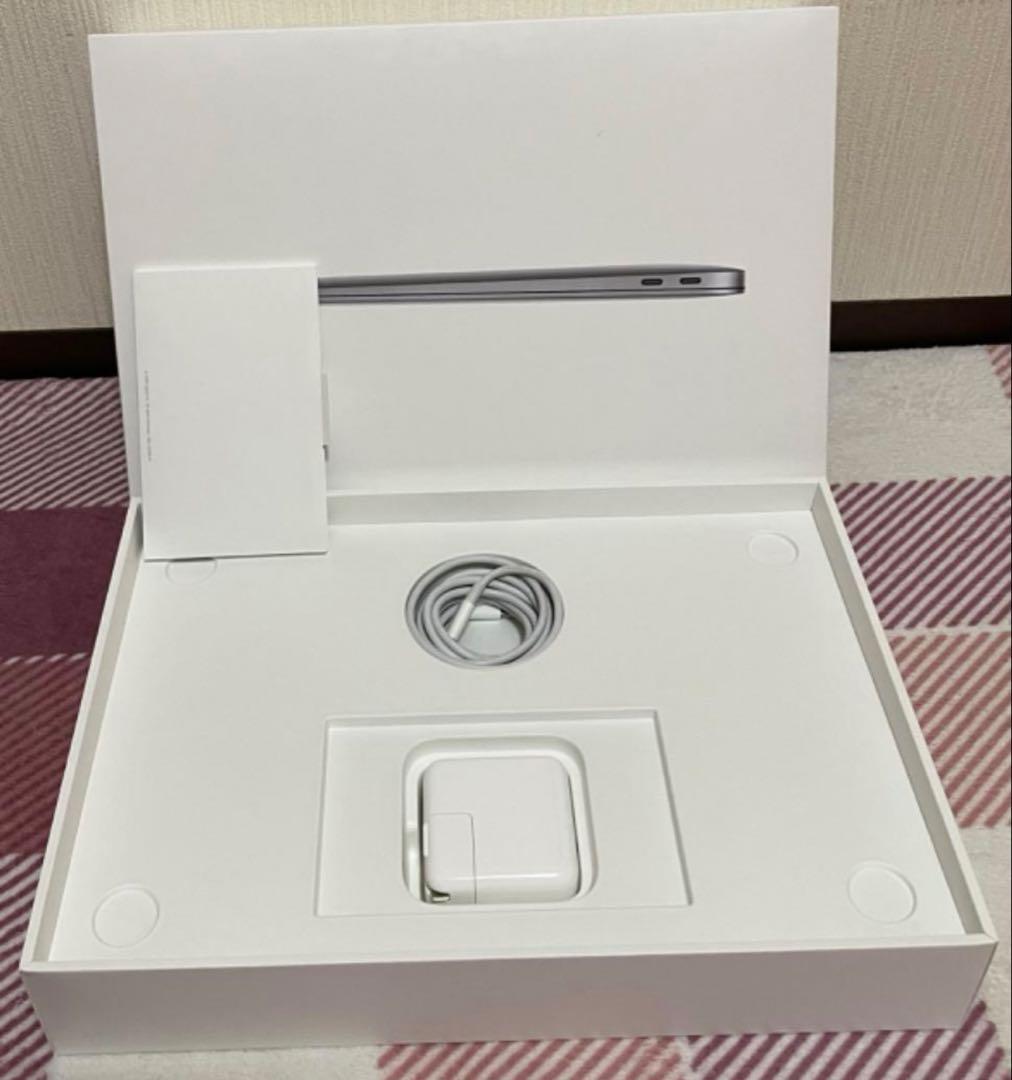 半使用近い-MacBook Air M1-16-256 Office付き