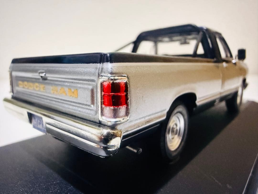 PremiumXプレミアム/'87 Dodgeダッジ Ramラム 1/43 絶版
