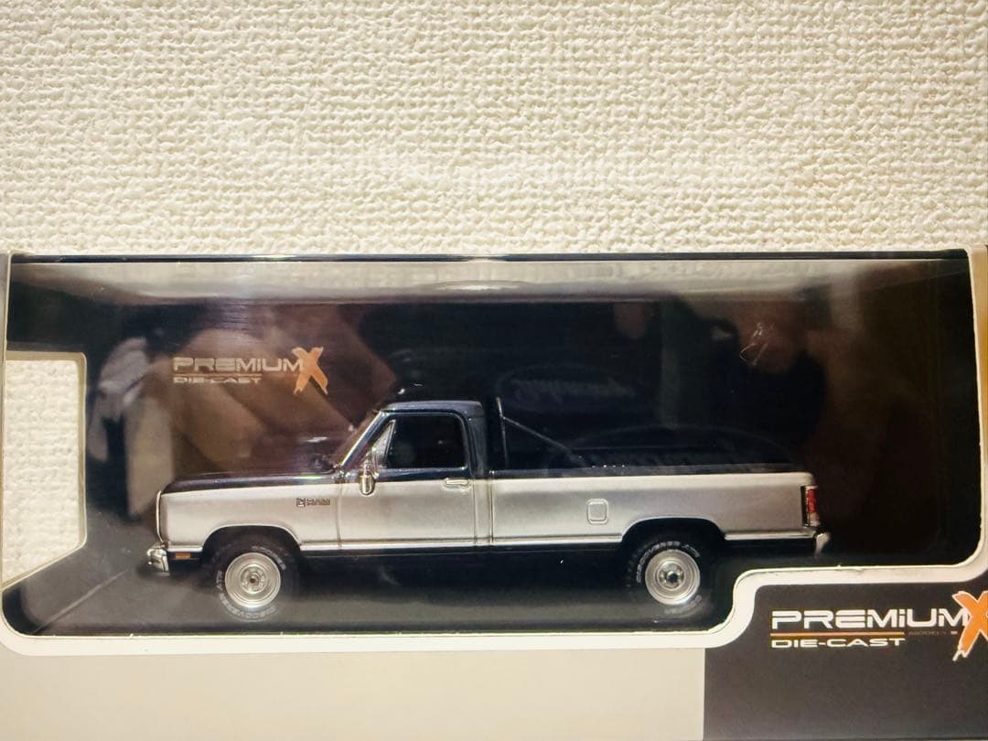 PremiumXプレミアム/'87 Dodgeダッジ Ramラム 1/43 絶版
