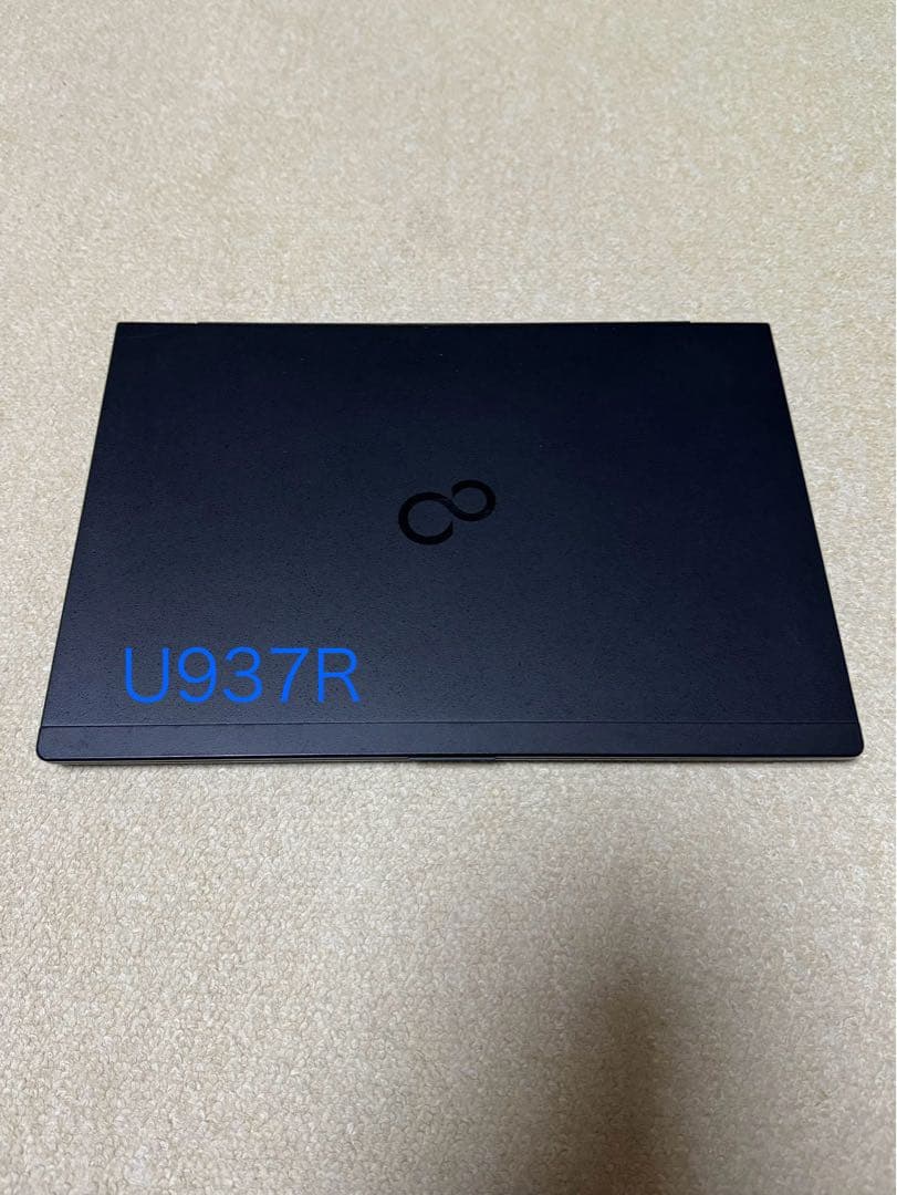 富士通　LIFEBOOK U937/R