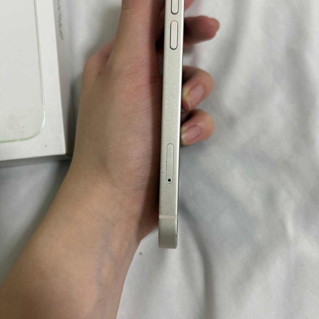 Apple iPhone 13 ホワイト 本体 箱付き　128g